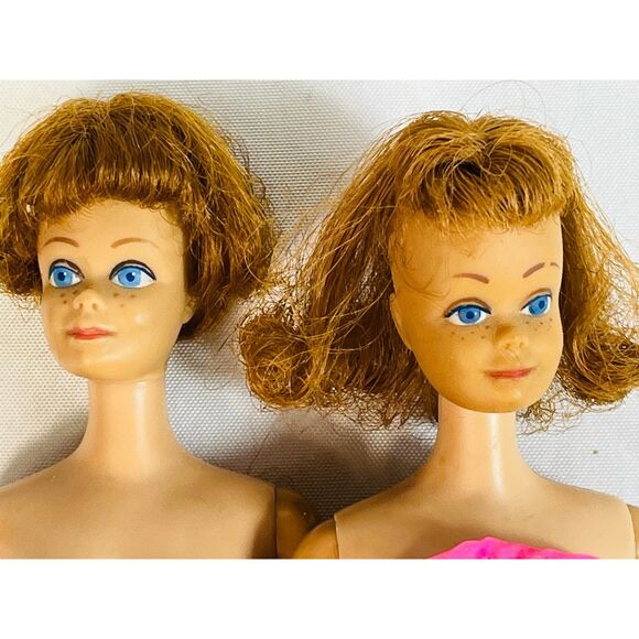 Vtg Pair of 1962 Mattel Midge Dolls Bubble Cut Straight Leg Red Hair Blue Eyes - Picture 4 of 5